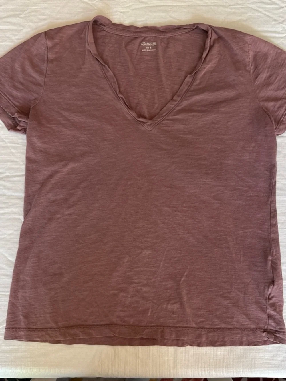 Madewell t-shirt bundle - Blush, Plum, Mauve, Sage, White - Picture 9 of 11
